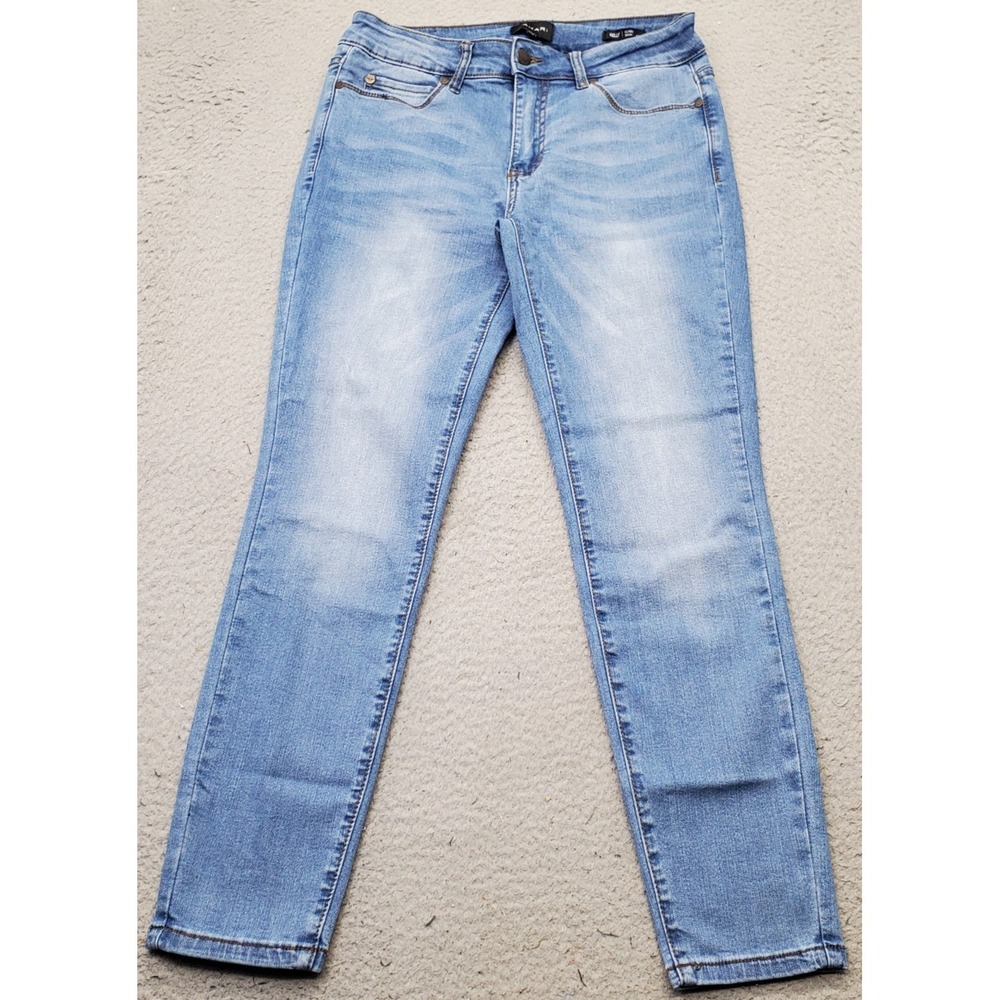 Tahari Kelly Jeans Womens 4/27 Blue Denim Faded Streetwear Classic Skinny Leg